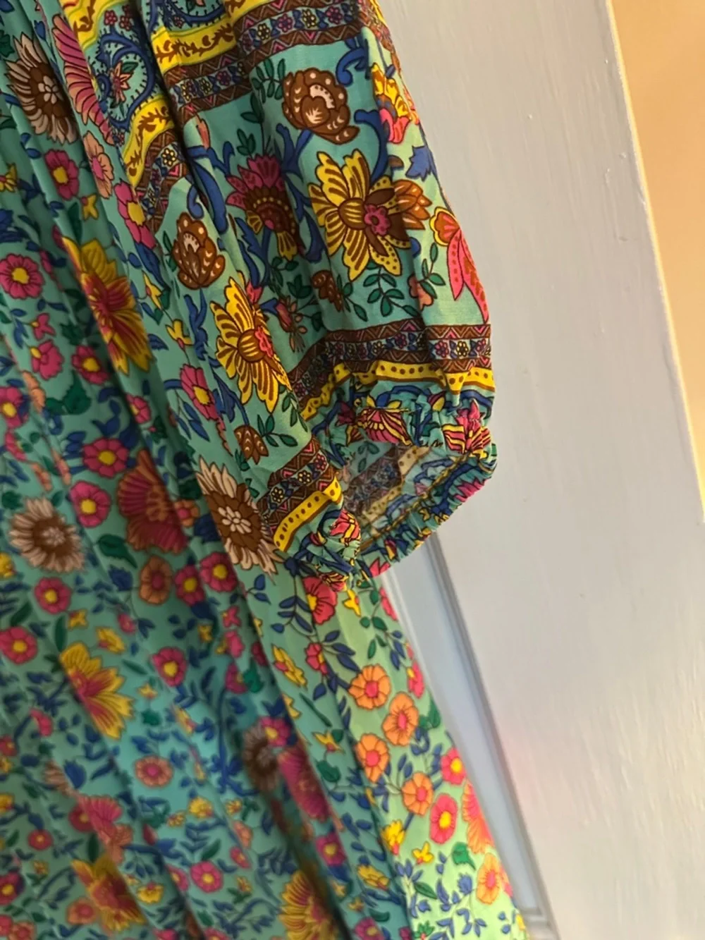 Floral Tie-Front Midi Dress in Turquoise - Picture 4 of 8